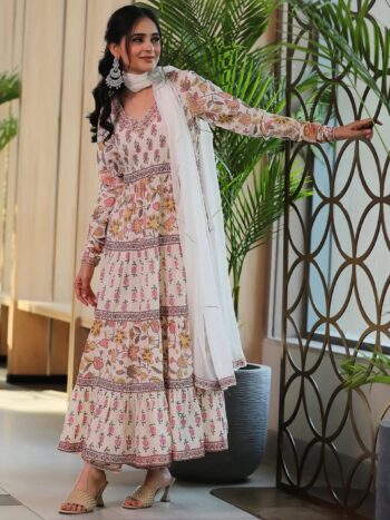 Off white Printed Cotton A-Line Kurta With Bottom