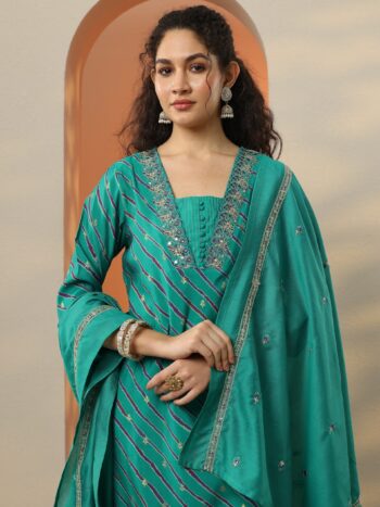 Green Printed Silk Blend Straight Suit With Dupatta