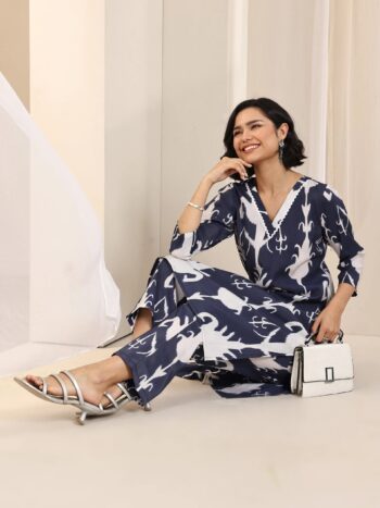 Blue Printed Silk Blend Straight Kurta Set