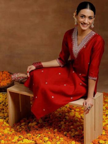 Red Embroidered Silk Blend Straight Kurta